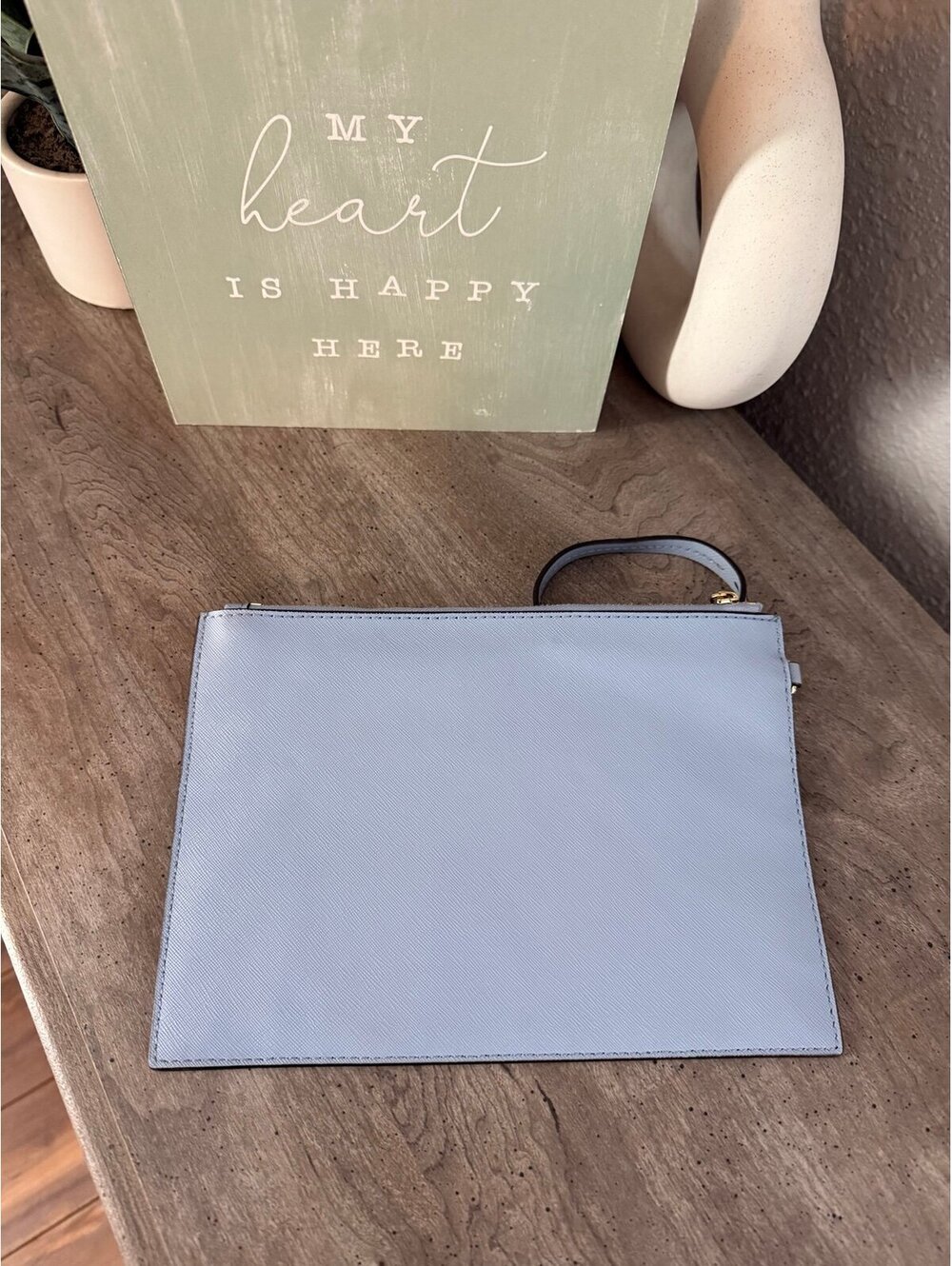 Michael kors wristlet